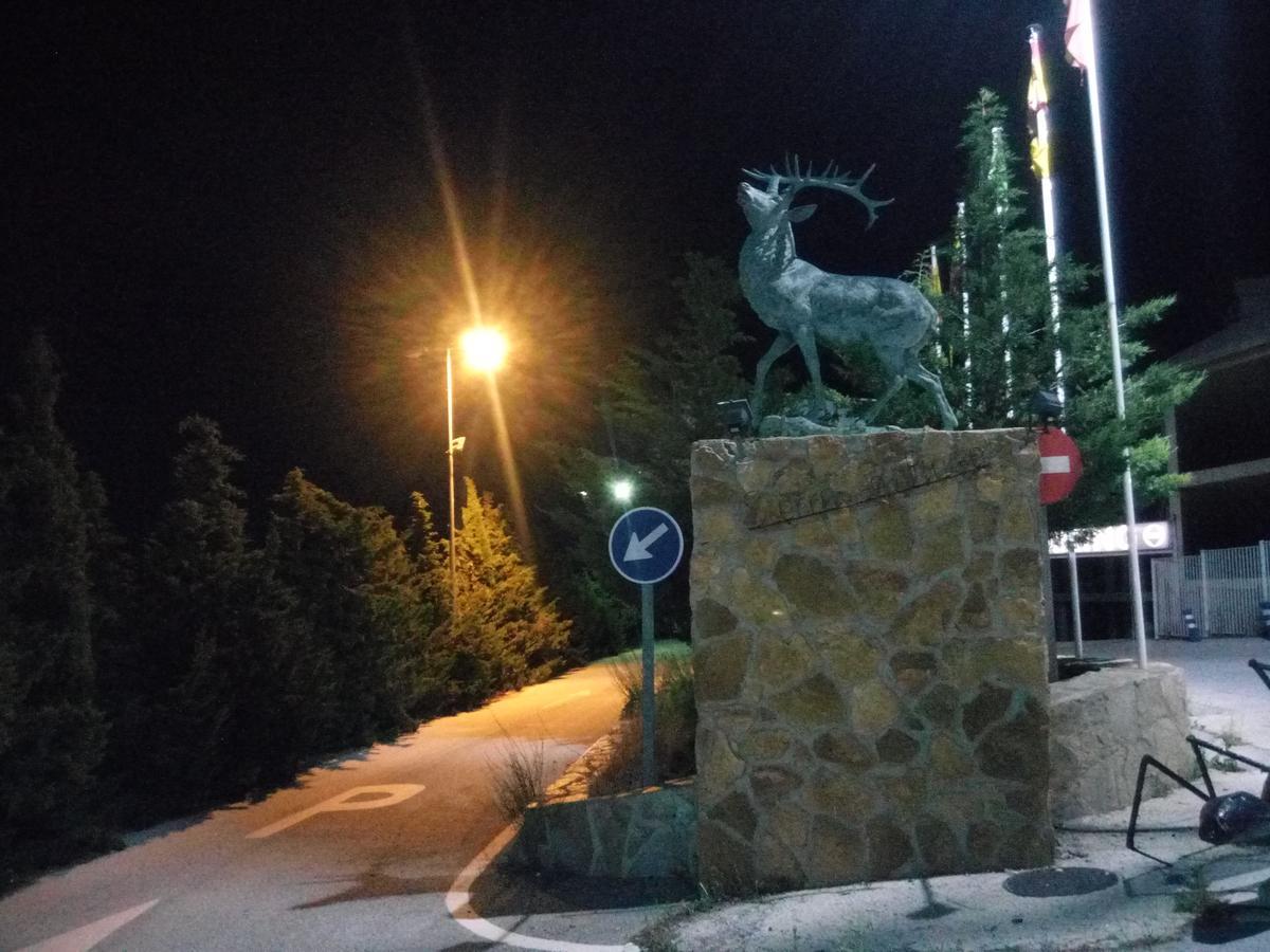Hostal Sierra De Baza Esterno foto