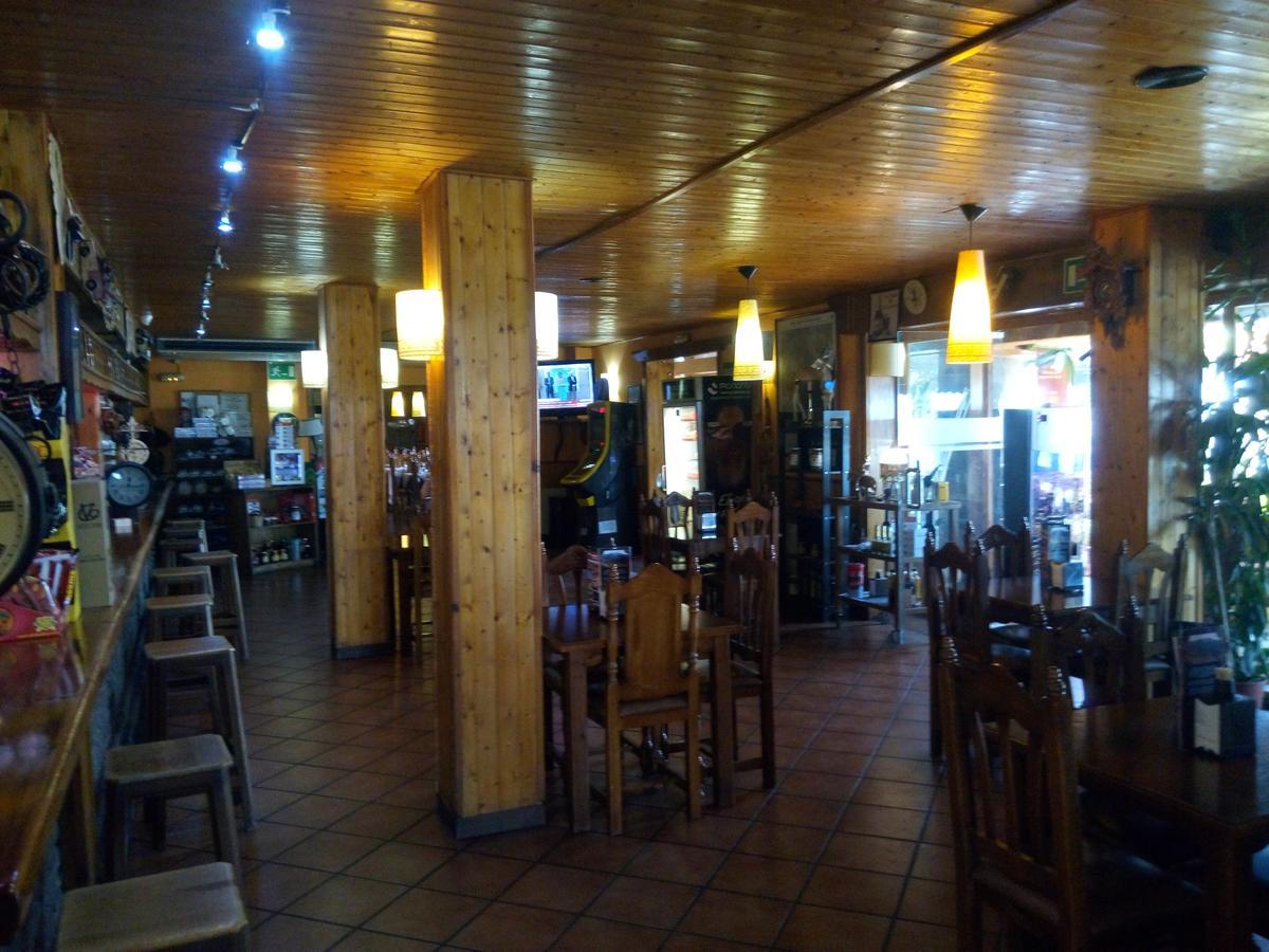 Hostal Sierra De Baza Esterno foto