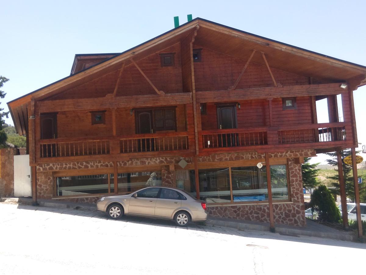Hostal Sierra De Baza Esterno foto
