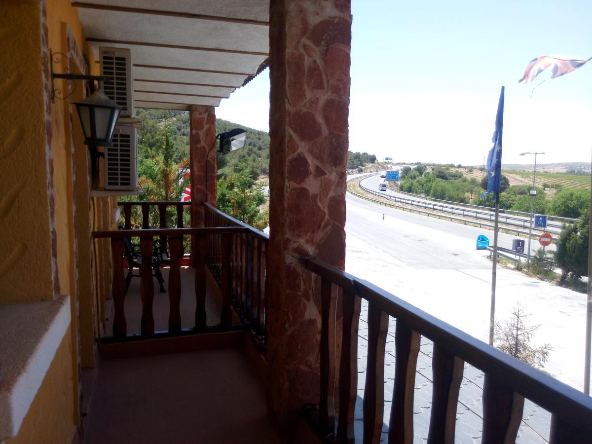 Hostal Sierra De Baza Esterno foto