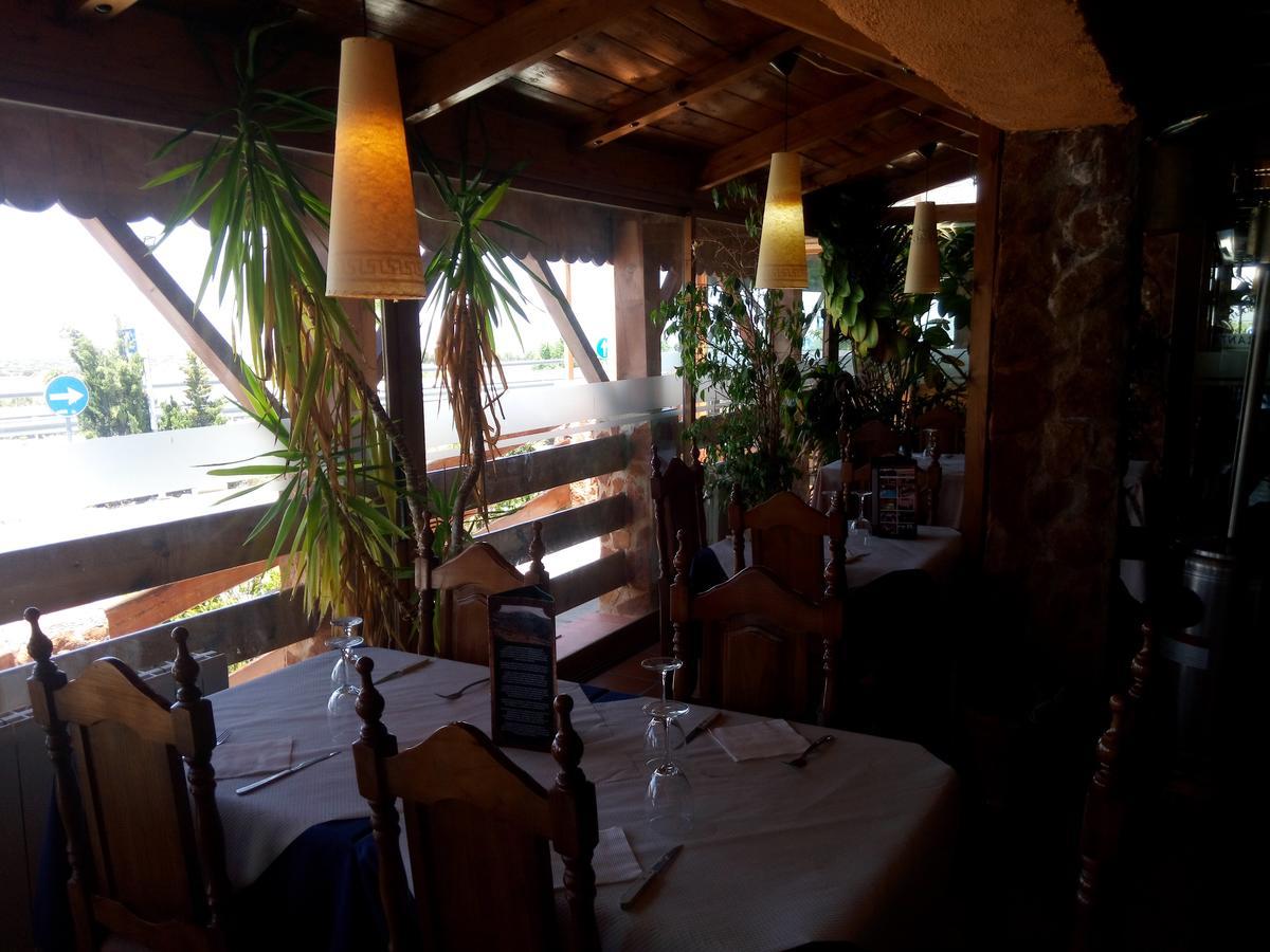 Hostal Sierra De Baza Esterno foto